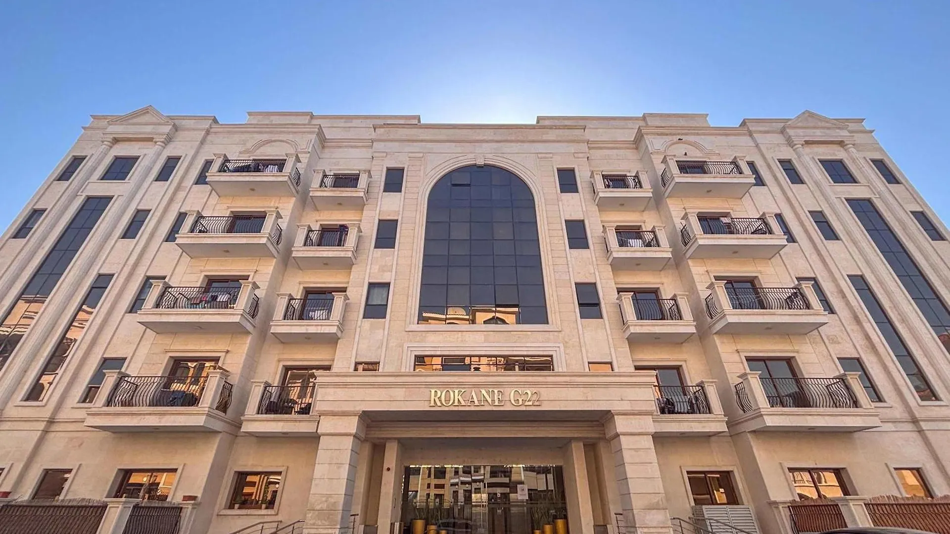 Frank Porter - Rokane G22 Dubai United Arab Emirates