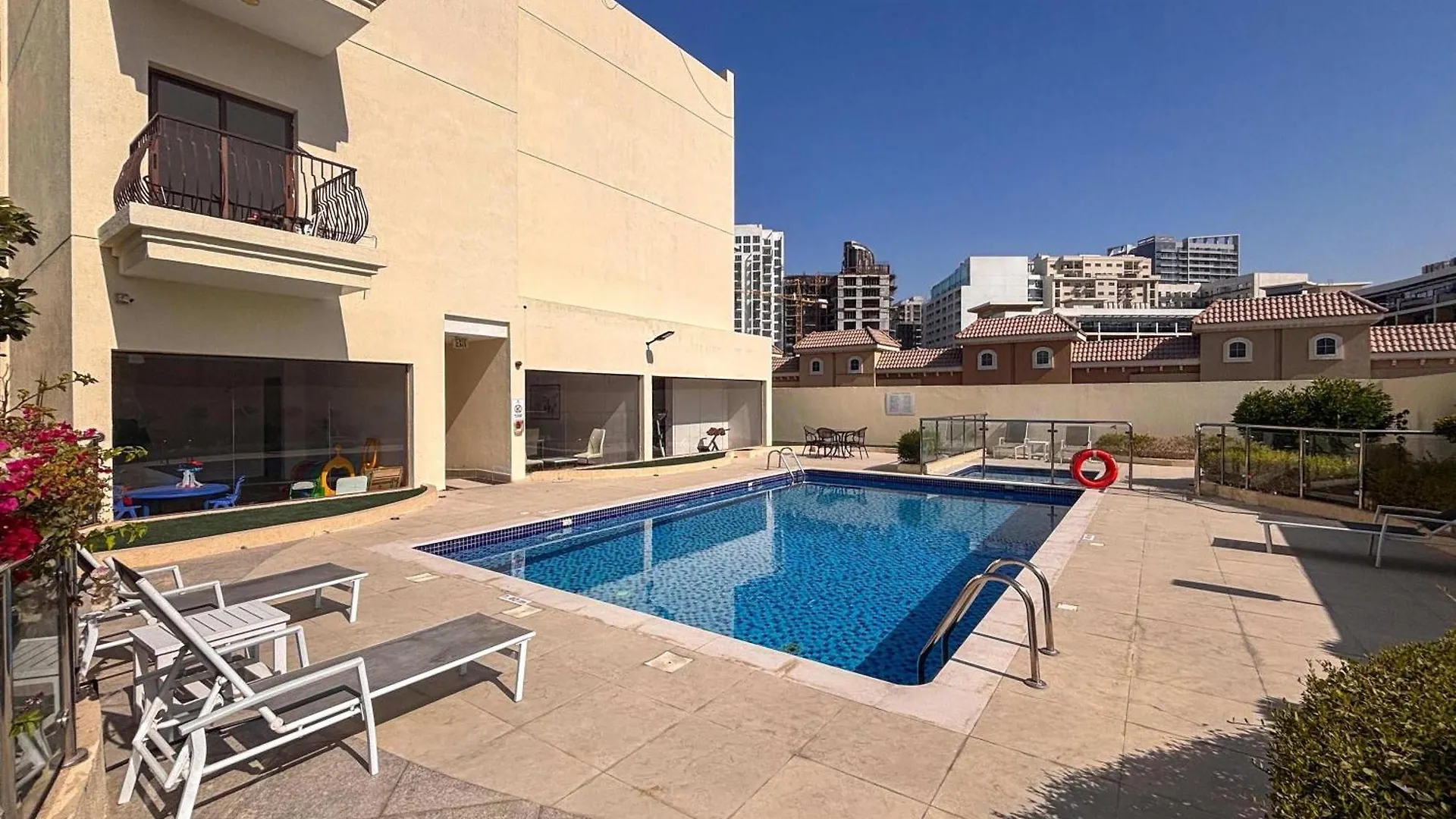 Apartment Frank Porter - Rokane G22 Dubai United Arab Emirates